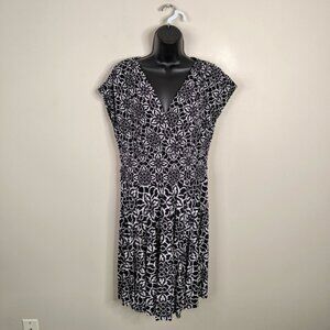 White House Black Market Jersey Dark Fairy Floral Abstract Paisley Mini Dress M